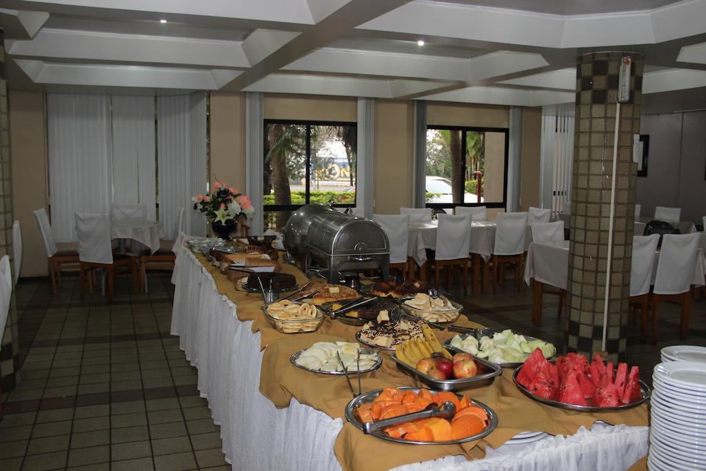 Muffato Plaza Hotel Foz do Iguacu Exterior photo